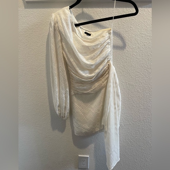 Lisa Mini Dress - Picture 4 of 7